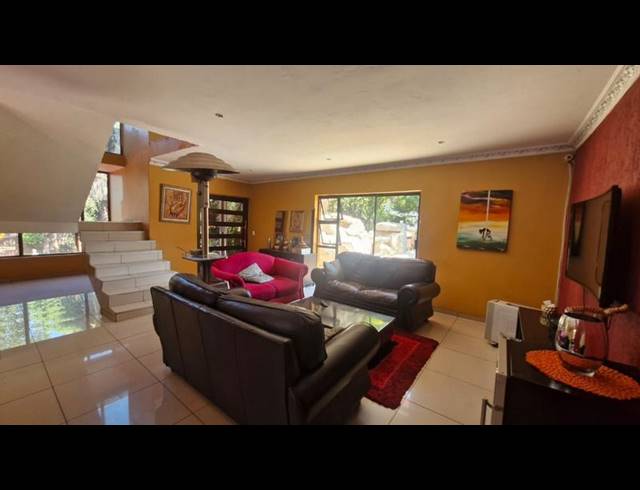 5 BEDROOM HOUSE FOR SALE IN BRACKENDOWNS